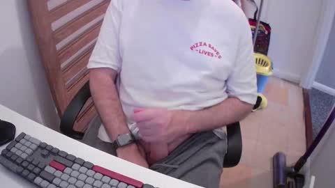 Snapshot of essex_wild chatting on October 3, 11:18 am Morph online show from October 3, 11:18 am