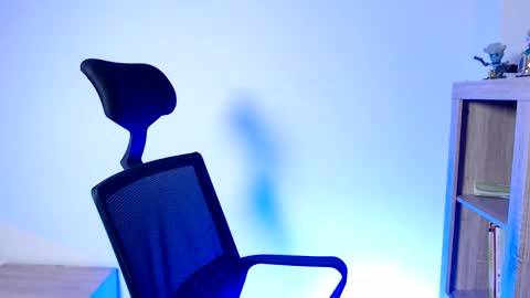 Esteban Fernandez online show from February 23, 4:20 pm