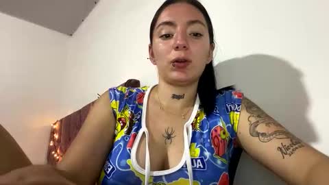 estefa1 online show from April 12, 6:50 am