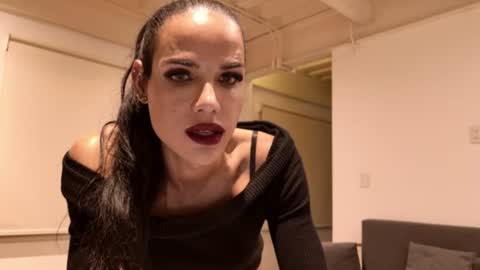 estefania1812 online show from July 3, 9:25 am