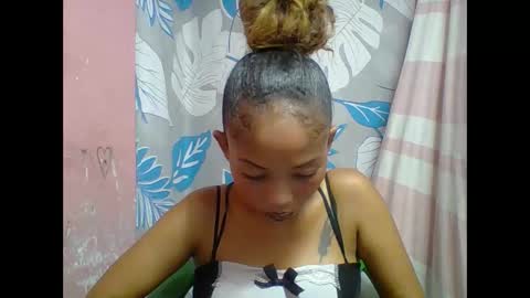 estelah20 online show from January 17, 11:41 am