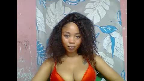 estelah20 online show from February 4, 10:19 am