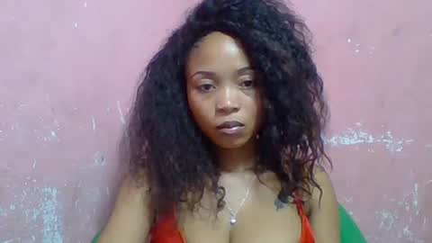 estelah20 online show from September 23, 1:05 pm