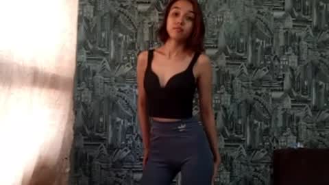 estellekirbo online show from June 9, 3:12 pm