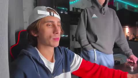 LOUIS online show from October 10, 8:13 pm