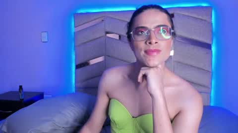 Snapshot of eterea_blow chatting on February 27, 6:13 am Eterea online show from February 27, 6:13 am