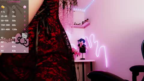 Moon online show from December 21, 9:54 pm