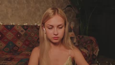Sophia online show from June 7, 11:21 pm
