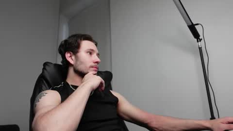 Ethan online show from October 14, 5:32 am