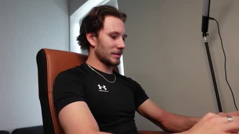 Ethan online show from October 17, 1:15 pm