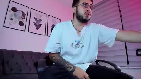 ethan_greacee online show from February 23, 11:56 am