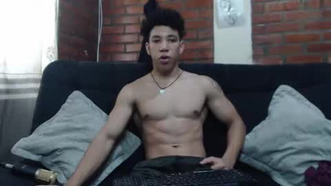 Ethan Noir online show from January 29, 9:50 pm