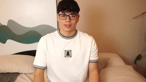 Snapshot of ethan_occonor chatting on October 15, 11:33 am ethan_occonor online show from October 15, 11:33 am