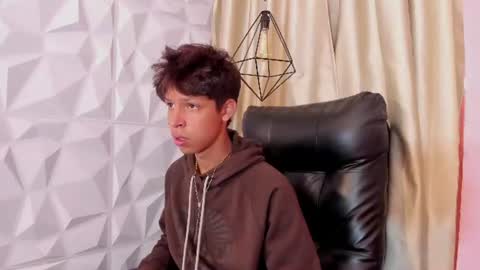 Ethan online show from July 3, 11:59 am