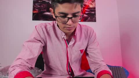 ETHAN SAI online show from February 7, 9:58 pm