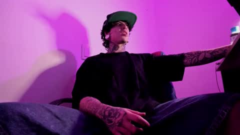 Ethan sykes online show from September 28, 3:26 am