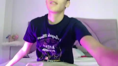 ETHAN TWINK online show from July 1, 3:48 am