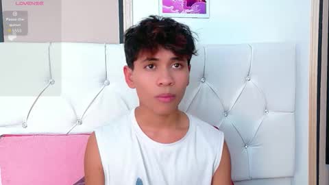 Ethan online show from March 25, 8:48 pm