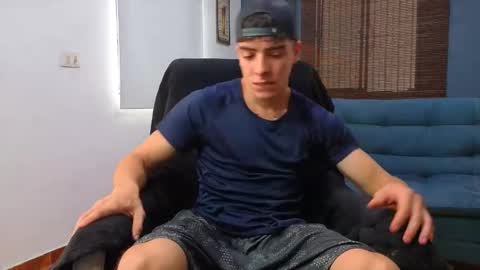 ethangreey1 online show from May 23, 5:42 pm
