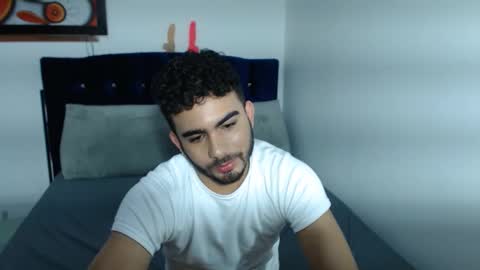 Ethan online show from January 11, 1:48 am