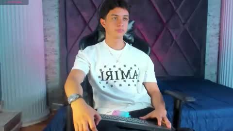 ethanlowell online show from April 11, 8:35 pm