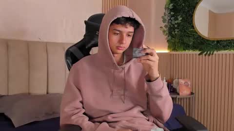 ethanlowell online show from March 9, 5:45 am