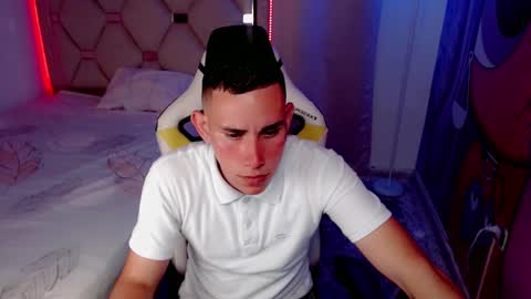 Ethan online show from March 2, 3:34 am