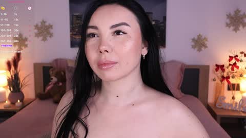 Snapshot of eva__si chatting on January 1, 9:17 am Eva online show from January 1, 9:17 am