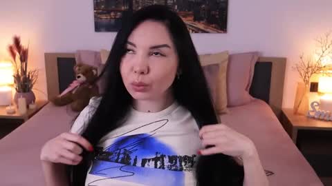 Snapshot of eva__si chatting on March 6, 7:14 am Eva online show from March 6, 7:14 am
