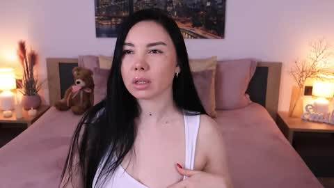 Snapshot of eva__si chatting on March 9, 6:17 am Eva online show from March 9, 6:17 am