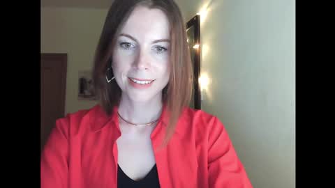 Snapshot of eva_cutesmile chatting on October 2, 8:40 pm Eva online show from October 2, 8:40 pm