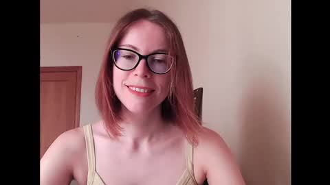 Snapshot of eva_cutesmile chatting on September 19, 12:09 pm Eva online show from September 19, 12:09 pm