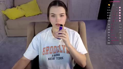 Eva online show from November 9, 3:04 pm