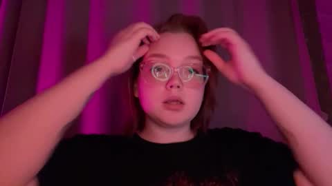 eva_kittenn online show from December 3, 5:13 pm