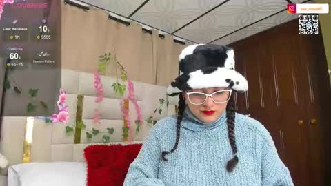 Eva  online show from October 10, 12:11 pm