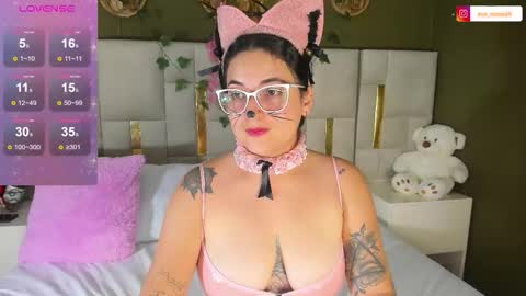 Eva  online show from September 15, 12:28 pm