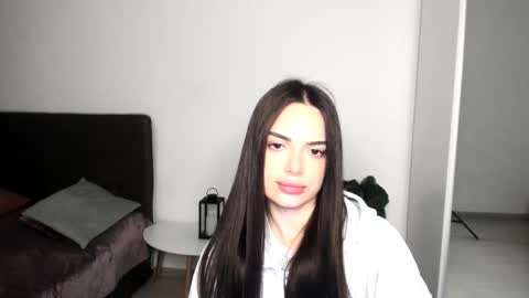 Eva online show from April 23, 7:15 pm