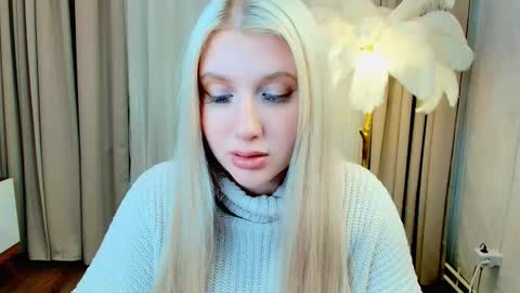 Eva  online show from January 13, 3:03 am