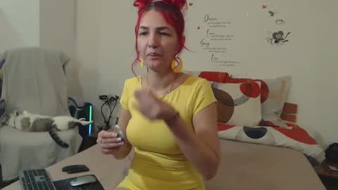 EvadesireONE online show from February 5, 2:59 pm