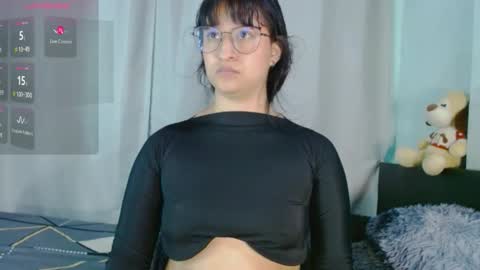 Evah Lee online show from February 7, 5:21 am