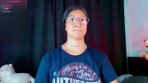 Evah Lee online show from December 2, 3:05 am