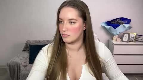 Eva online show from November 8, 8:01 pm