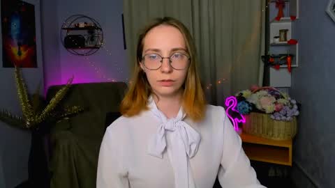 evalora online show from April 5, 7:11 pm