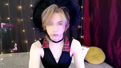 evan_reinhart online show from October 30, 11:00 am