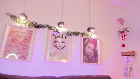 Evan voss  help me get 200 likesindependent model online show from January 7, 1:16 pm