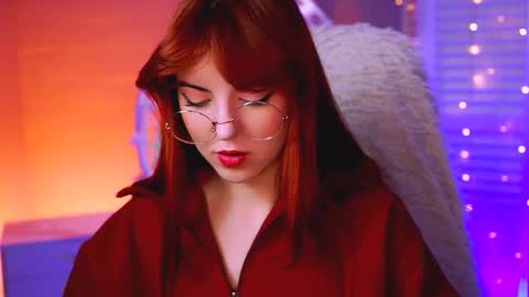 Eva  online show from March 5, 8:21 am