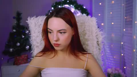 Eva  online show from December 21, 6:47 pm