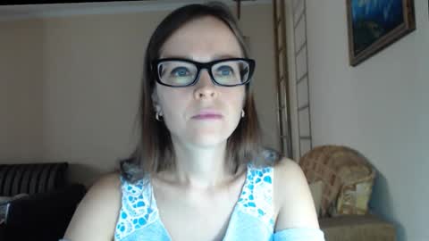 Snapshot of evangeline06 chatting on September 30, 8:36 am YourMistress online show from September 30, 8:36 am