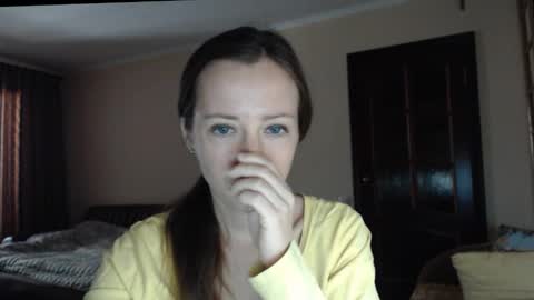 Snapshot of evangeline06 chatting on October 3, 9:39 am YourMistress online show from October 3, 9:39 am