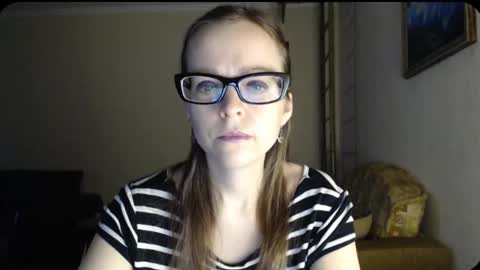 Snapshot of evangeline06 chatting on January 30, 7:29 am YourMistress online show from January 30, 7:29 am